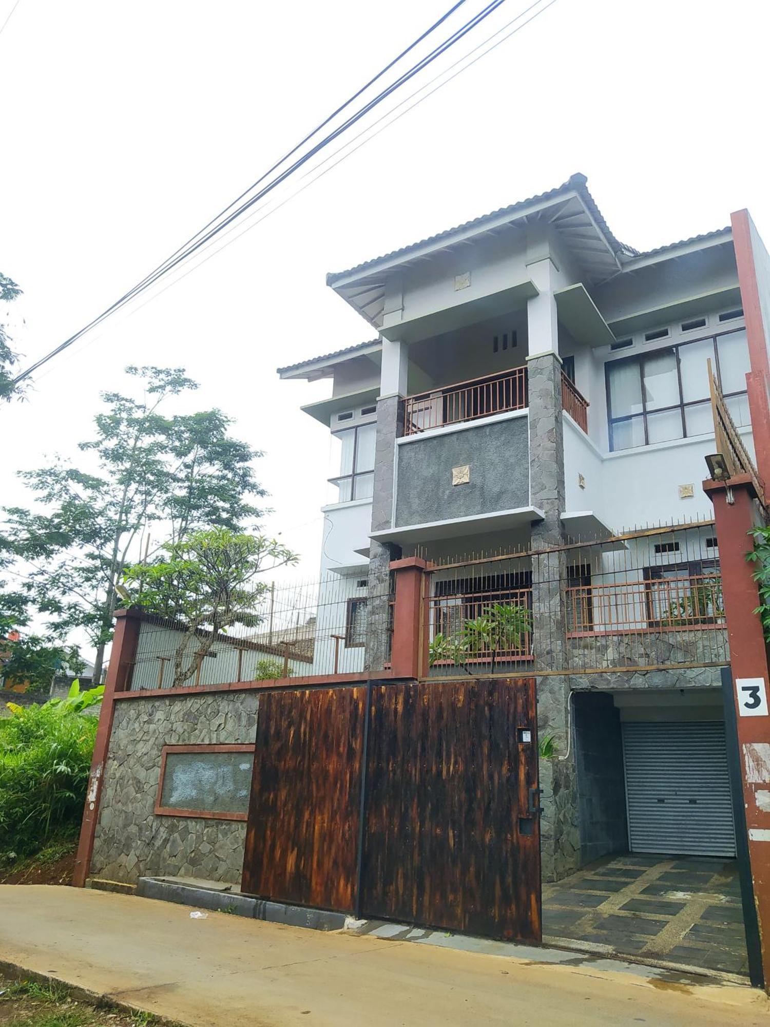 Villa Padasuka Raisa By Grorental Bandung Exterior foto